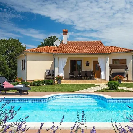 Karla Holiday home *